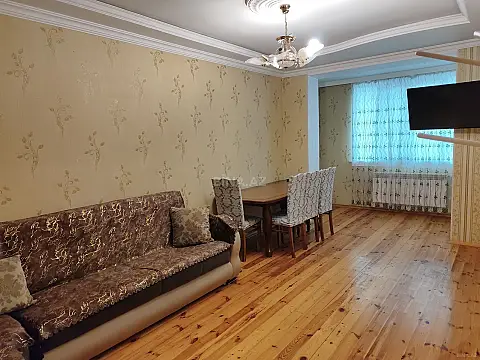 Kirayə verilir 3 otaqlı mənzil 74 m² — Gəncə 3 otaq 74.00 m²