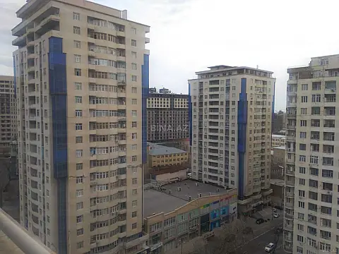 Kirayə verilir 3 otaqlı mənzil 151 m² — Bakı, Binəqədi 3 otaq 151.00 m²