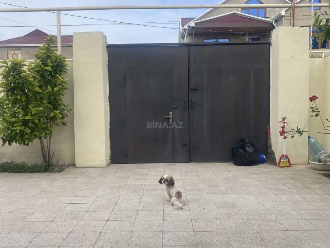 Satılır 7 otaqlı həyət evi 220 m²