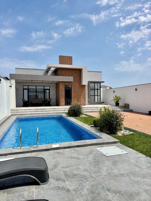 Satılır 4 otaqlı həyət evi 170 m²