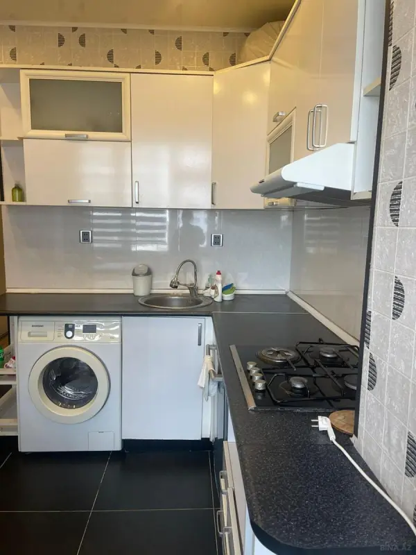 Kirayə verilir 1 otaqlı mənzil 40 m²
