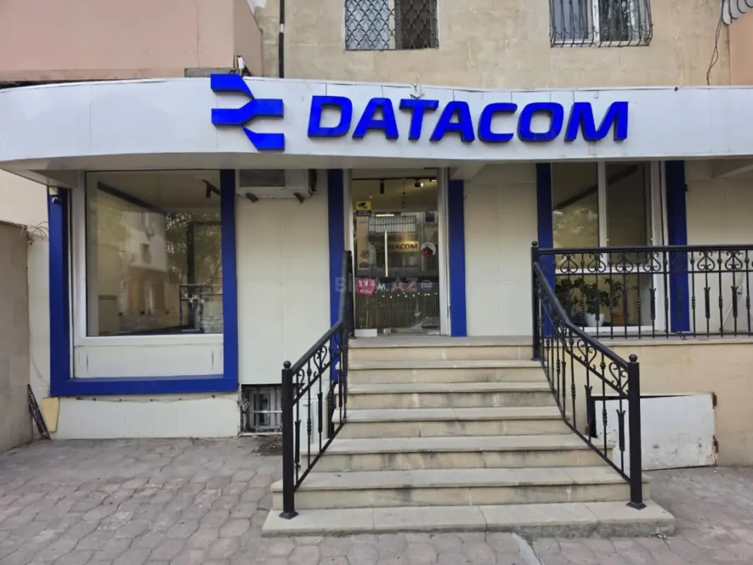 Kirayə verilir 3 otaqlı ofis 70 m²
