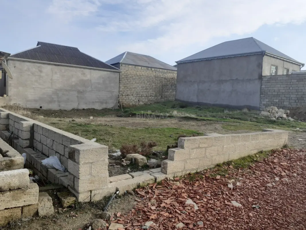 Satılır torpaq sahəsi 2 m²