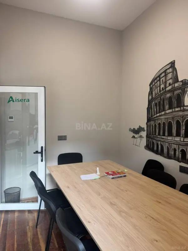 Kirayə verilir 5 otaqlı ofis 65 m²