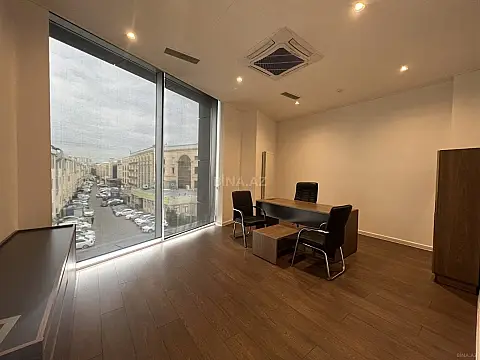 Kirayə verilir 4 otaqlı ofis 150 m² — Bakı, Nərimanov 4 otaq 150.00 m²