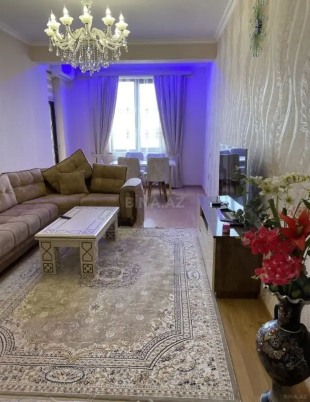 Kirayə verilir 2 otaqlı mənzil 100 m²