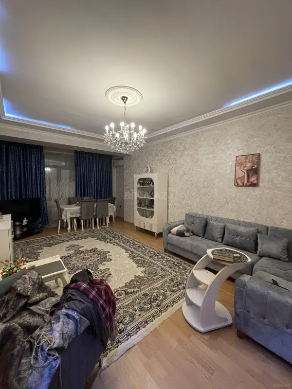 Satılır 2 otaqlı mənzil 90 m²