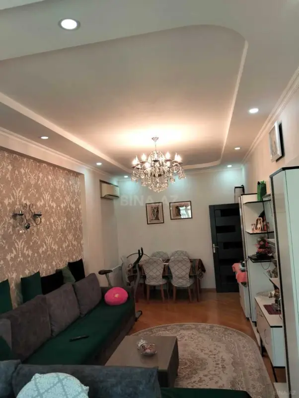 Satılır 3 otaqlı mənzil 96 m²