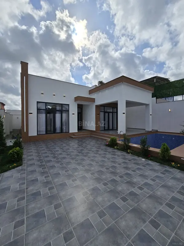 Satılır 4 otaqlı həyət evi 160 m²