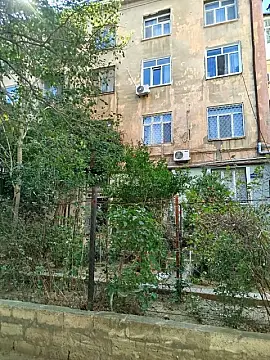 Satılır 3 otaqlı mənzil 90 m² — Bakı 3 otaq 90.00 m²