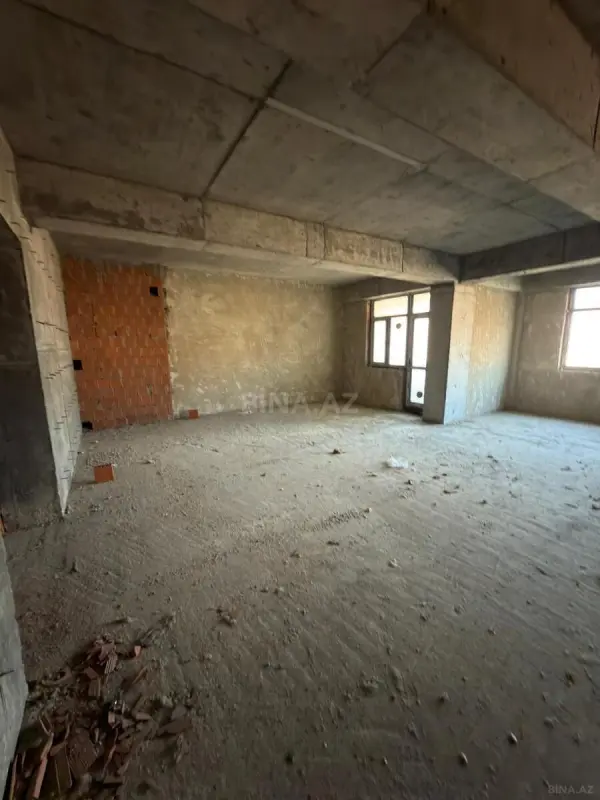Satılır 3 otaqlı mənzil 104.2 m²
