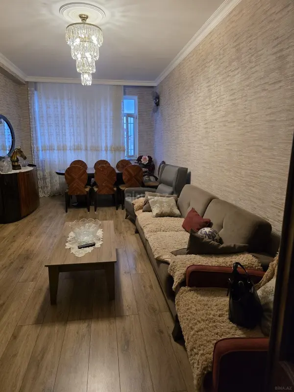Satılır 3 otaqlı mənzil 92 m²