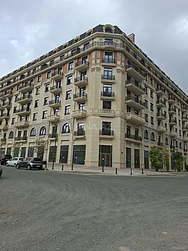 Kirayə verilir obyekt 160 m² — Bakı 160.00 m²