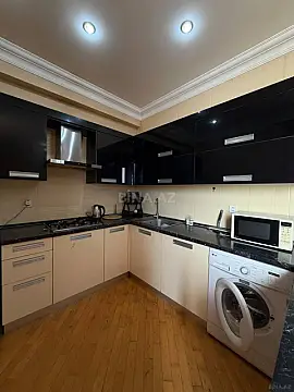 Kirayə verilir 2 otaqlı mənzil 75 m² — Bakı, Nərimanov 2 otaq 75.00 m²