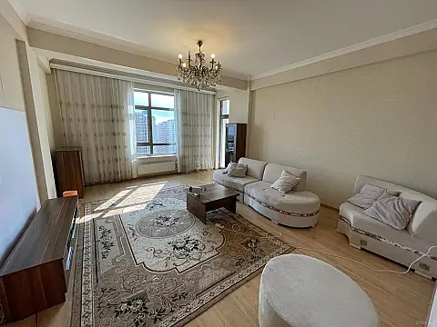Kirayə verilir 2 otaqlı mənzil 95 m² — Bakı 2 otaq 95.00 m²