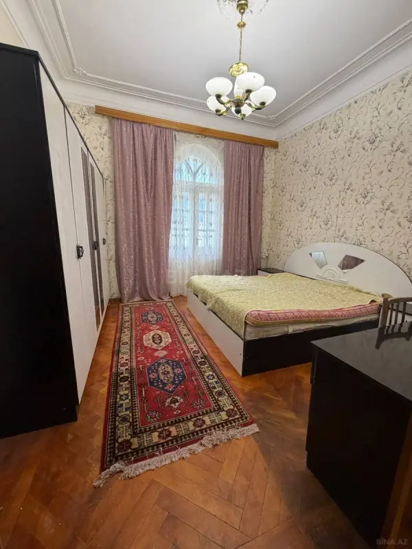 Kirayə verilir 3 otaqlı mənzil 75 m²