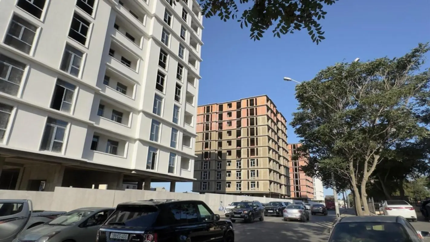 Satılır 2 otaqlı mənzil 66.5 m²