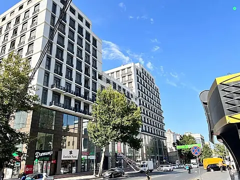 Satılır 2 otaqlı mənzil 77 m² — Bakı 2 otaq 77.00 m²