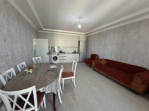 Kirayə verilir 3 otaqlı mənzil 100 m² — Bakı, İnşaatçılar 3 otaq 100.00 m²