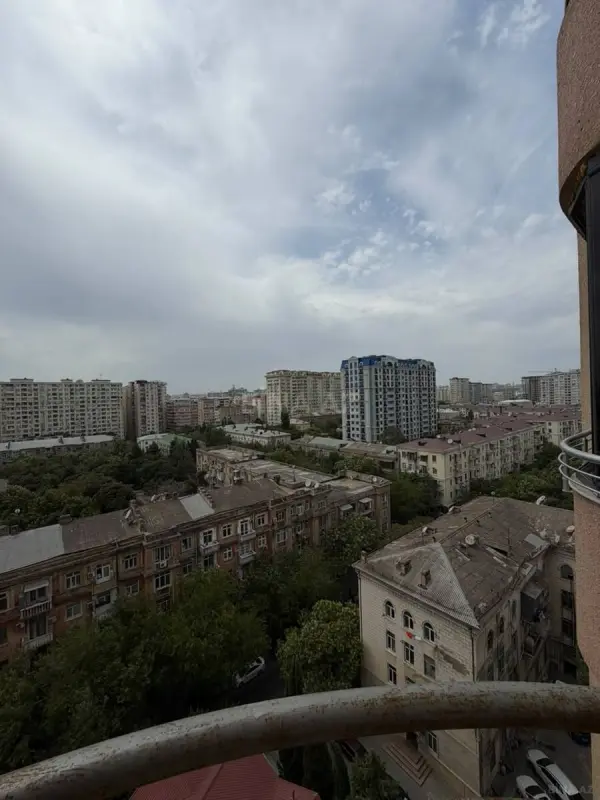 Kirayə verilir 2 otaqlı mənzil 75 m²