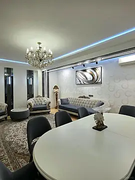 Satılır 3 otaqlı mənzil 130 m² — Bakı, Memar Əcəmi yanı 3 otaq 130.00 m²