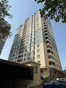 Satılır 3 otaqlı mənzil 155 m² — Bakı 3 otaq 155.00 m²
