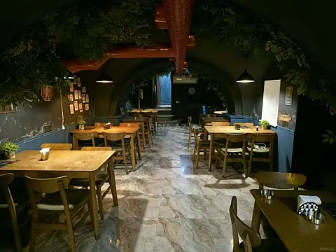 Kirayə verilir obyekt 100 m² — Bakı, Sahil qəs. 100.00 m²