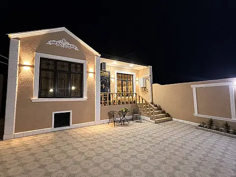 Satılır 4 otaqlı həyət evi 100 m² — Bakı, Saray 4 otaq 100.00 m²