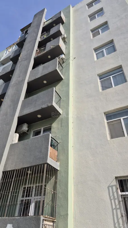 Satılır 2 otaqlı mənzil 59 m²
