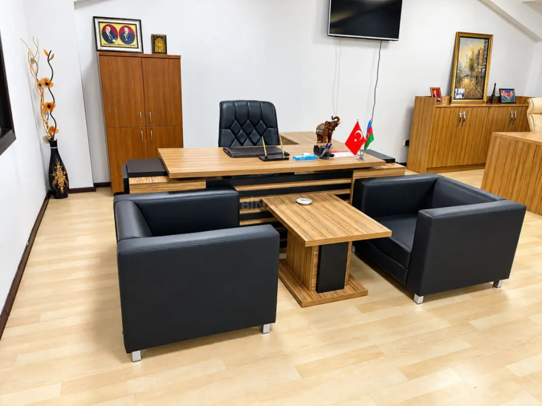Kirayə verilir 4 otaqlı ofis 200 m²
