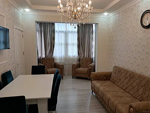 Kirayə verilir 2 otaqlı mənzil 60 m² — Bakı 2 otaq 60.00 m²