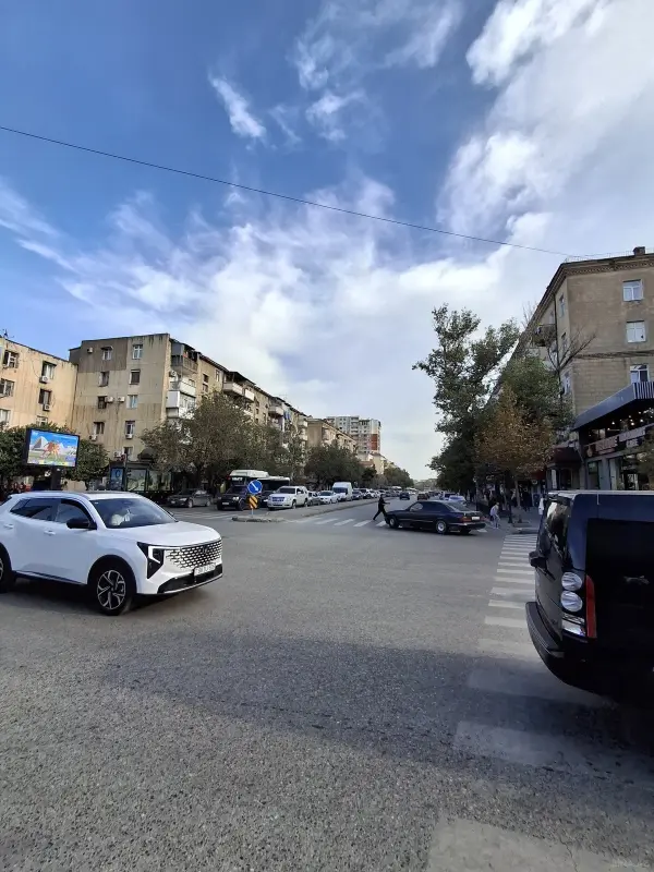 Kirayə verilir obyekt 80 m²