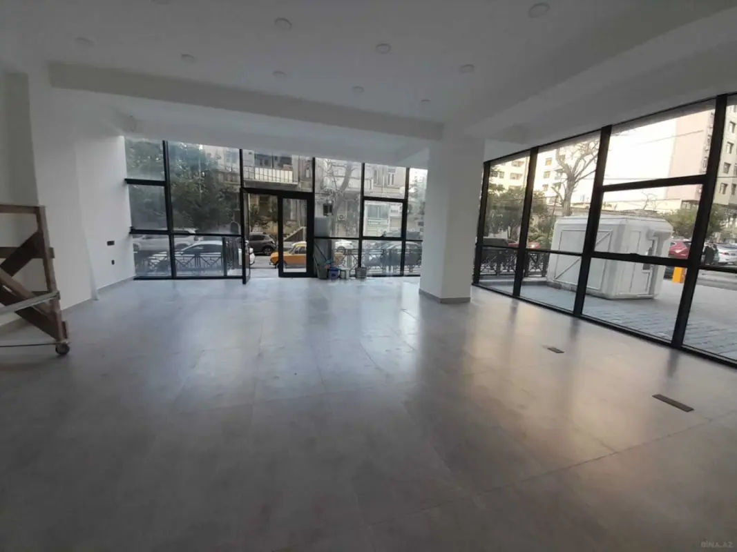 Satılır obyekt 75 m²