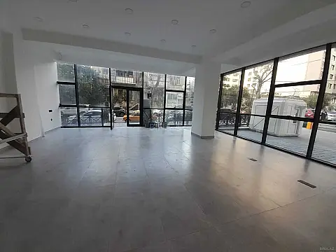 Satılır obyekt 75 m² — Bakı 75.00 m²