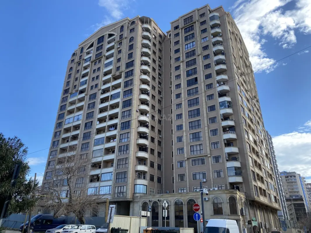 Satılır 2 otaqlı mənzil 64 m²