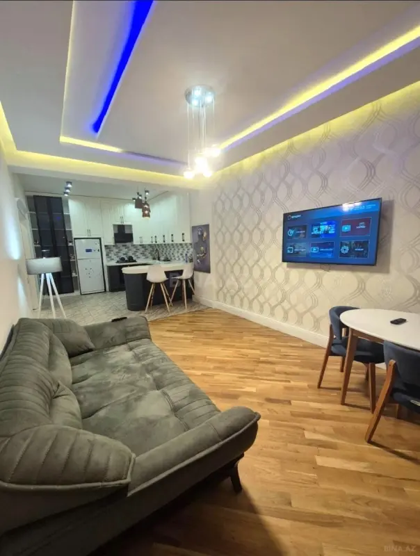 Satılır 2 otaqlı mənzil 77 m²