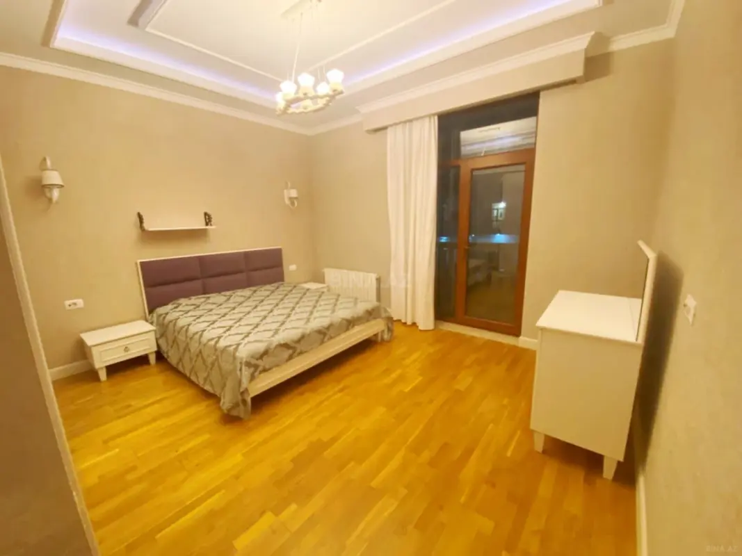 Kirayə verilir 3 otaqlı mənzil 100 m²