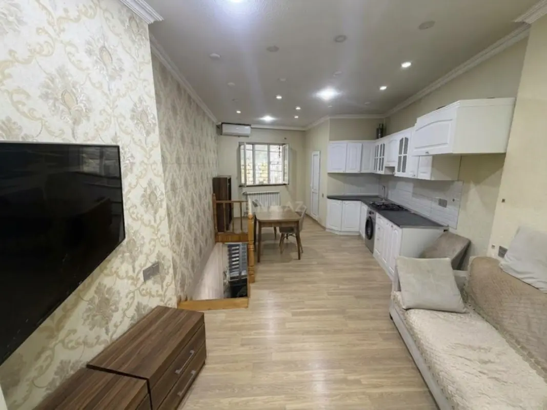 Satılır 4 otaqlı həyət evi 110 m²