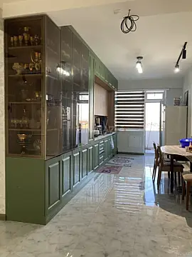 Satılır 3 otaqlı mənzil 131 m² — Bakı, Memar Əcəmi yanı 3 otaq 131.00 m²
