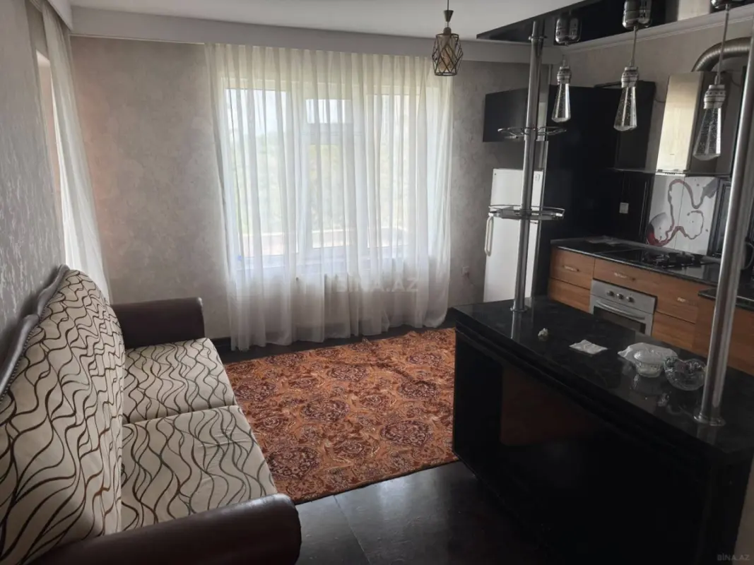 Kirayə verilir 3 otaqlı mənzil 120 m²