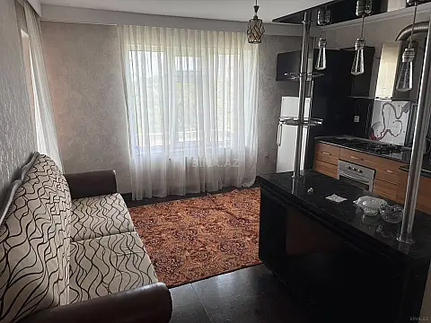 Kirayə verilir 3 otaqlı mənzil 120 m² — Bakı 3 otaq 120.00 m²