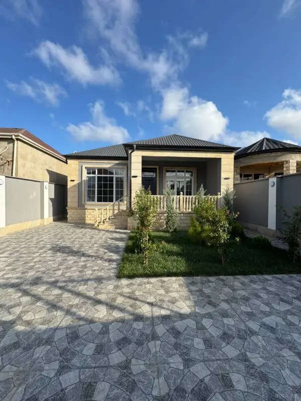 Satılır 4 otaqlı həyət evi 110 m²