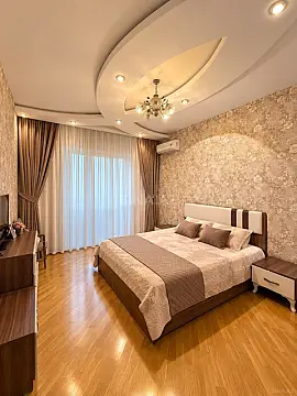 Kirayə verilir 3 otaqlı mənzil 135 m² — Bakı 3 otaq 135.00 m²