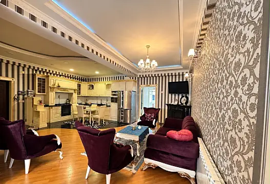 Satılır 4 otaqlı mənzil 140 m² — Bakı, İnşaatçılar 4 otaq 140.00 m²