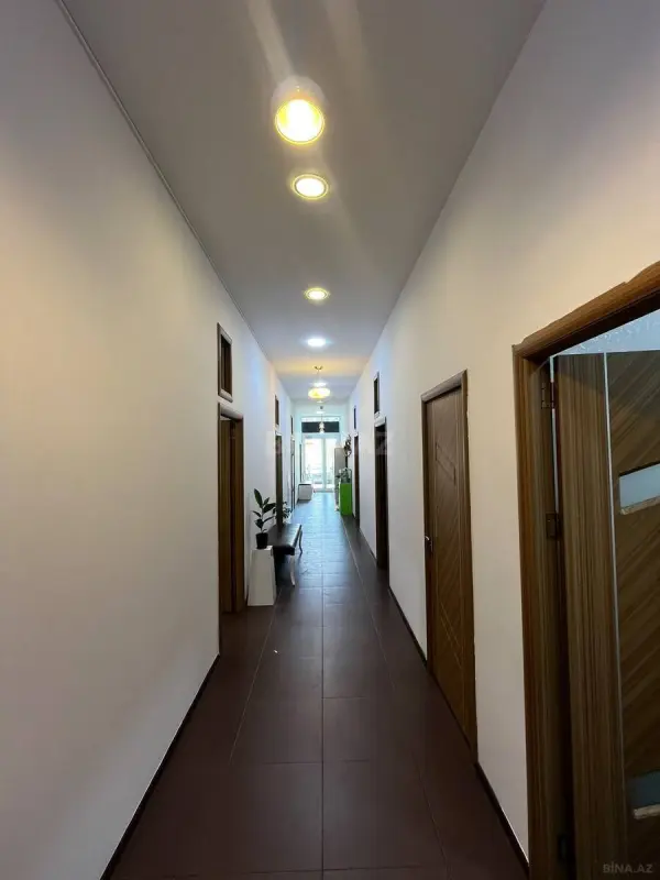 Kirayə verilir 8 otaqlı ofis 130 m²