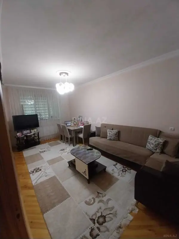 Satılır 4 otaqlı mənzil 95 m²