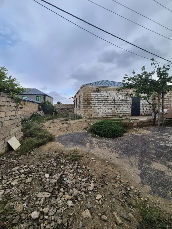 Satılır 3 otaqlı həyət evi 110 m²