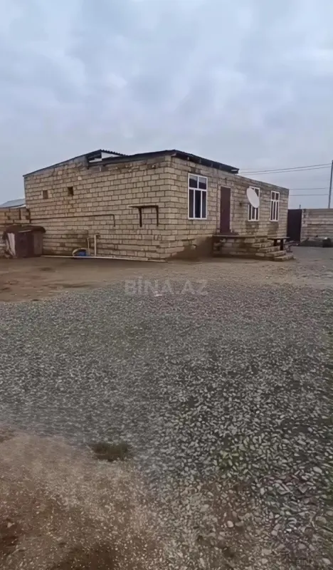 Satılır 4 otaqlı həyət evi 130 m²
