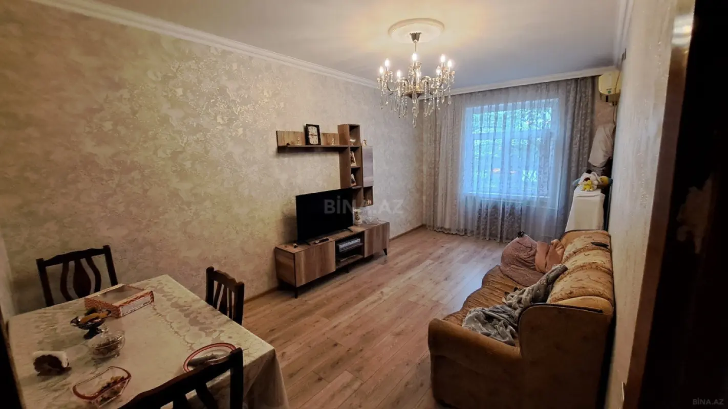 Satılır 4 otaqlı mənzil 82.5 m²