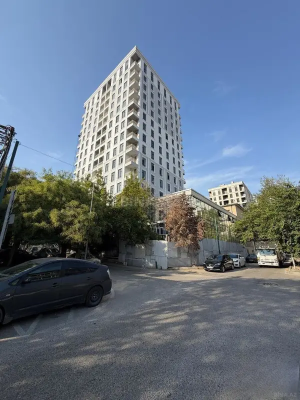 Satılır 1 otaqlı mənzil 60 m²